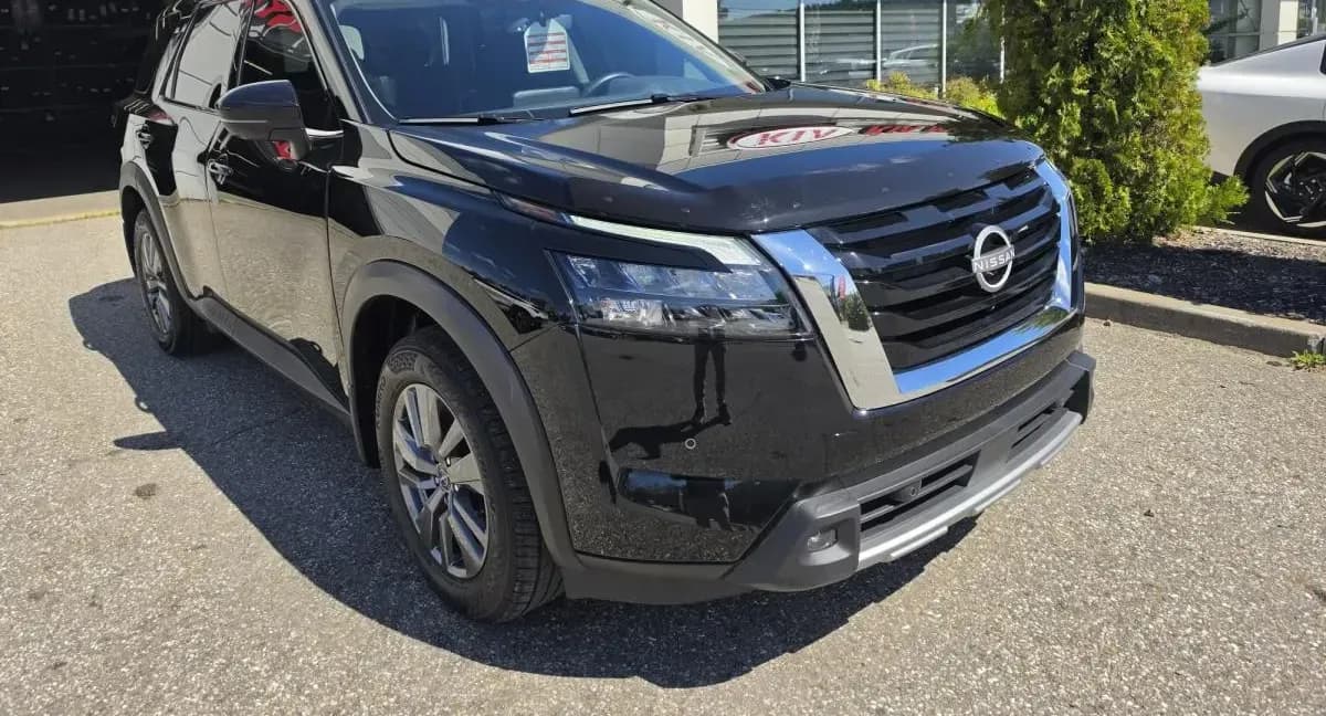 2024 Nissan Pathfinder SV 4WD